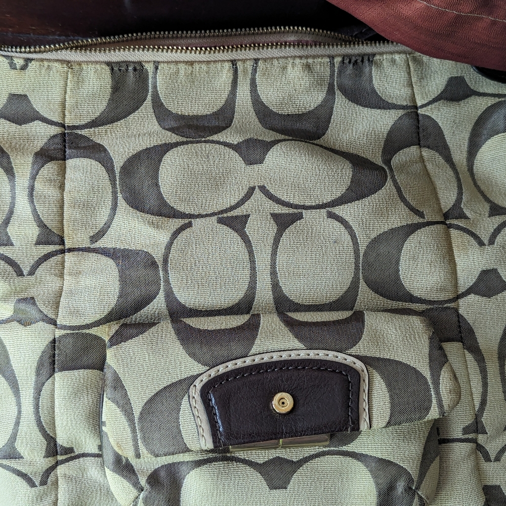 Crossbody bag